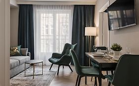 Metropolis Apartments